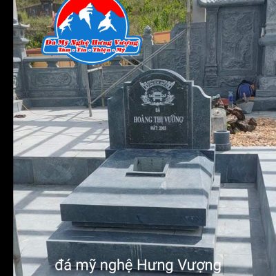 Mộ nguyên khối