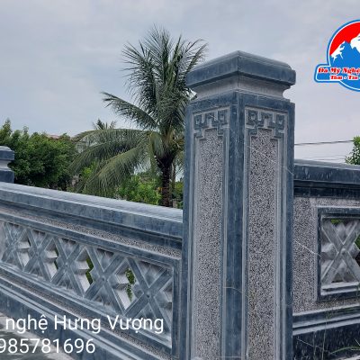 Lan can đá đục thông phong