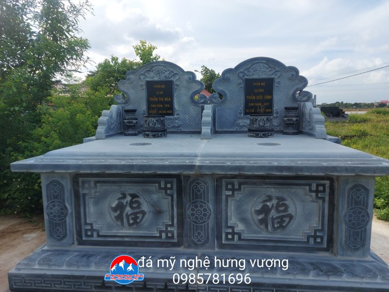 Mộ đôi đá 11