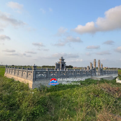 khuôn viên khu lăng mộ kt 24m x 11m