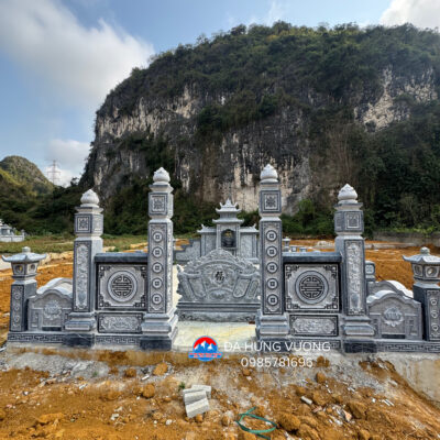 BỘ CỔNG TỨ TRỤ ĐÁ XANH ĐEN