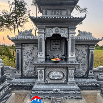 Lăng thờ cánh 3,2m đá xanh đen